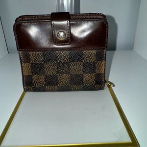 Louis Vuitton Damier Compact Snap Wallet
